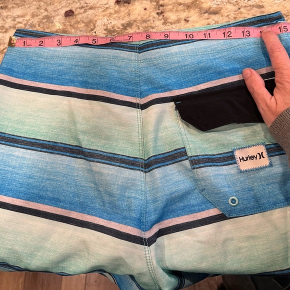 Hurley board shorts size 29 - Picture 8 of 10